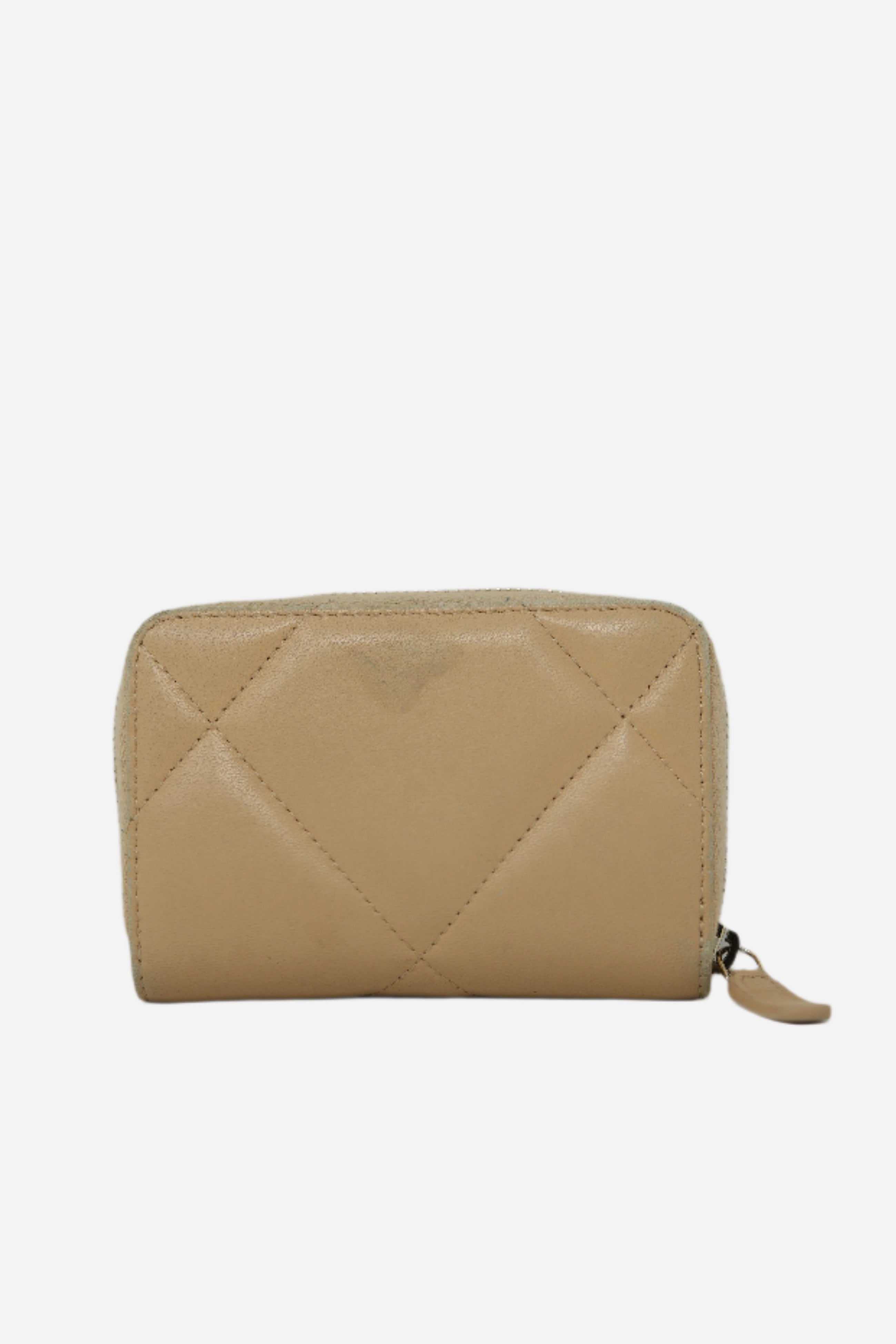 Pre-Owned Chanel Lambskin 19 Card Holder
