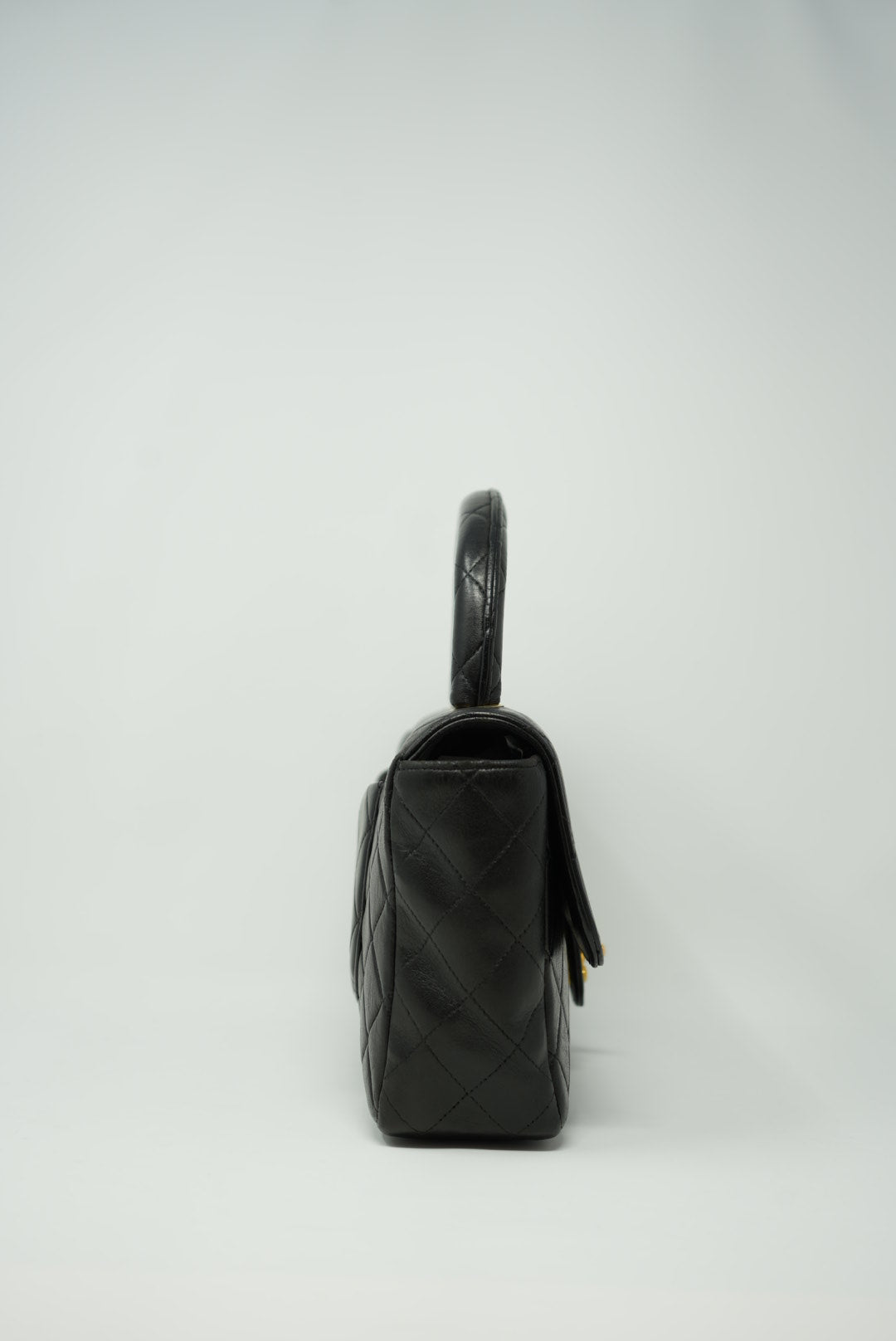 Pre-Owned Chanel Lambskin Quilted Top Handle Bag