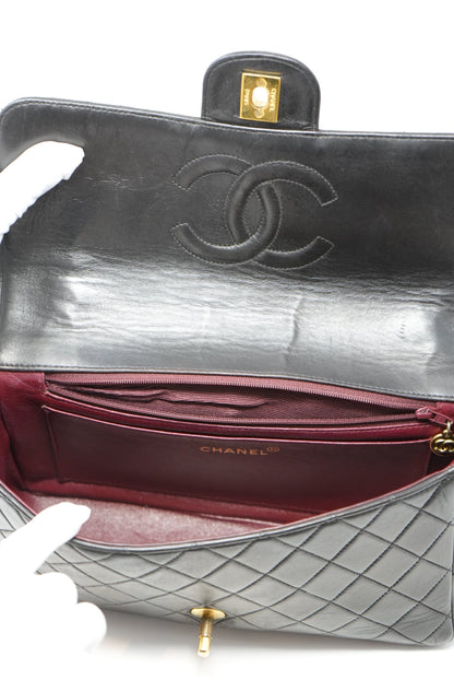 Pre-Owned Chanel Lambskin Quilted Top Handle Bag