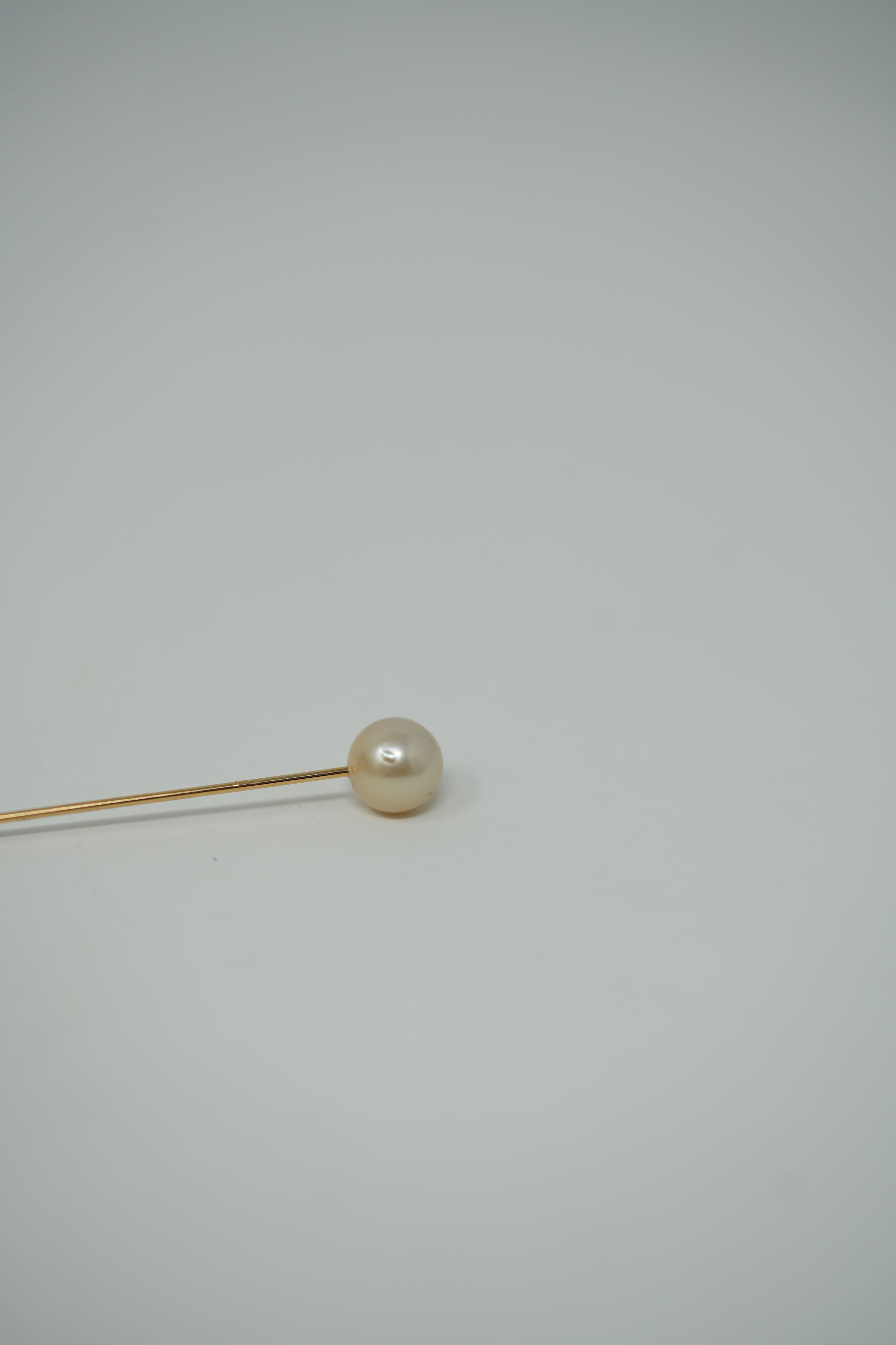 Mikimoto Single Pearl Brooch K18