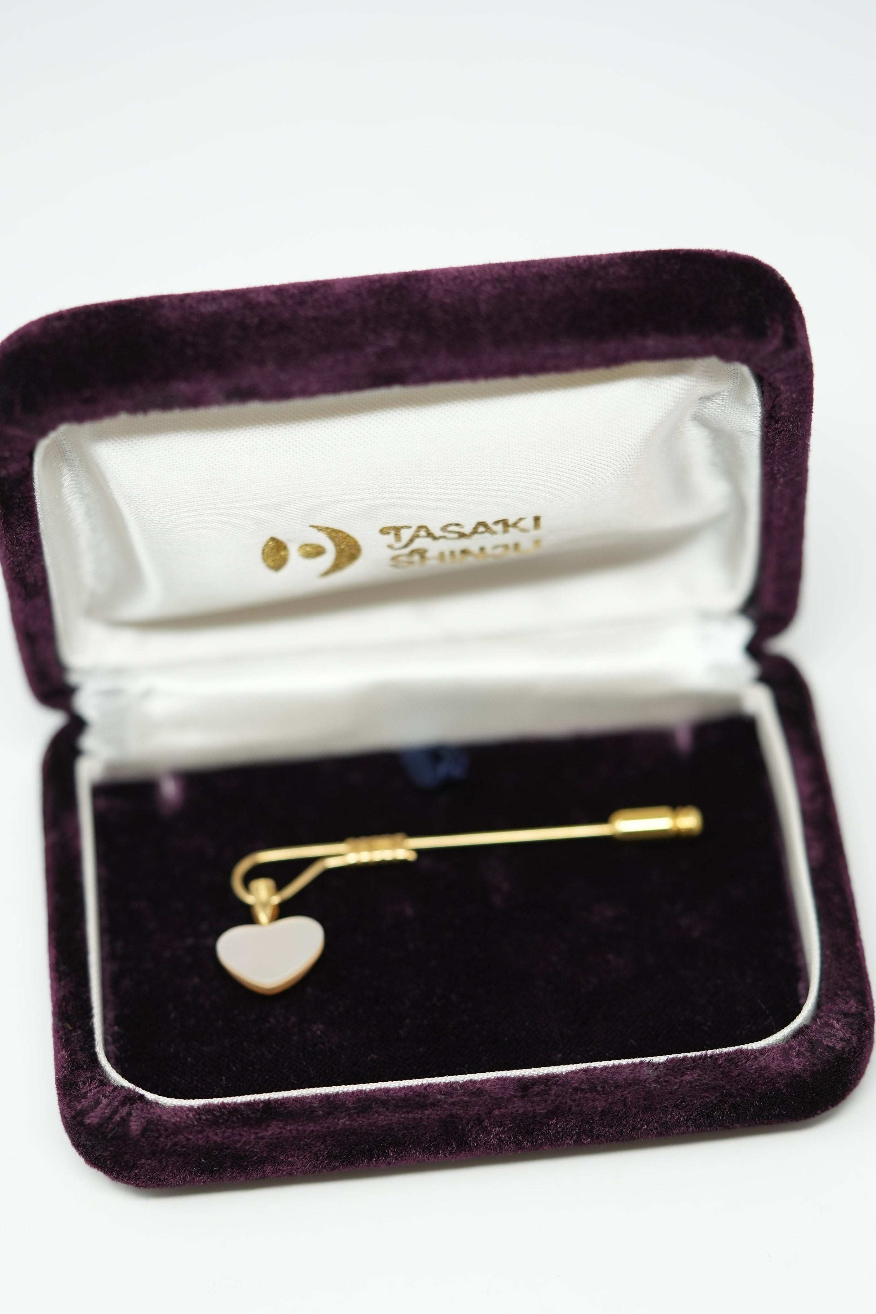 Tasaki Mabe Brooch 12.1mm