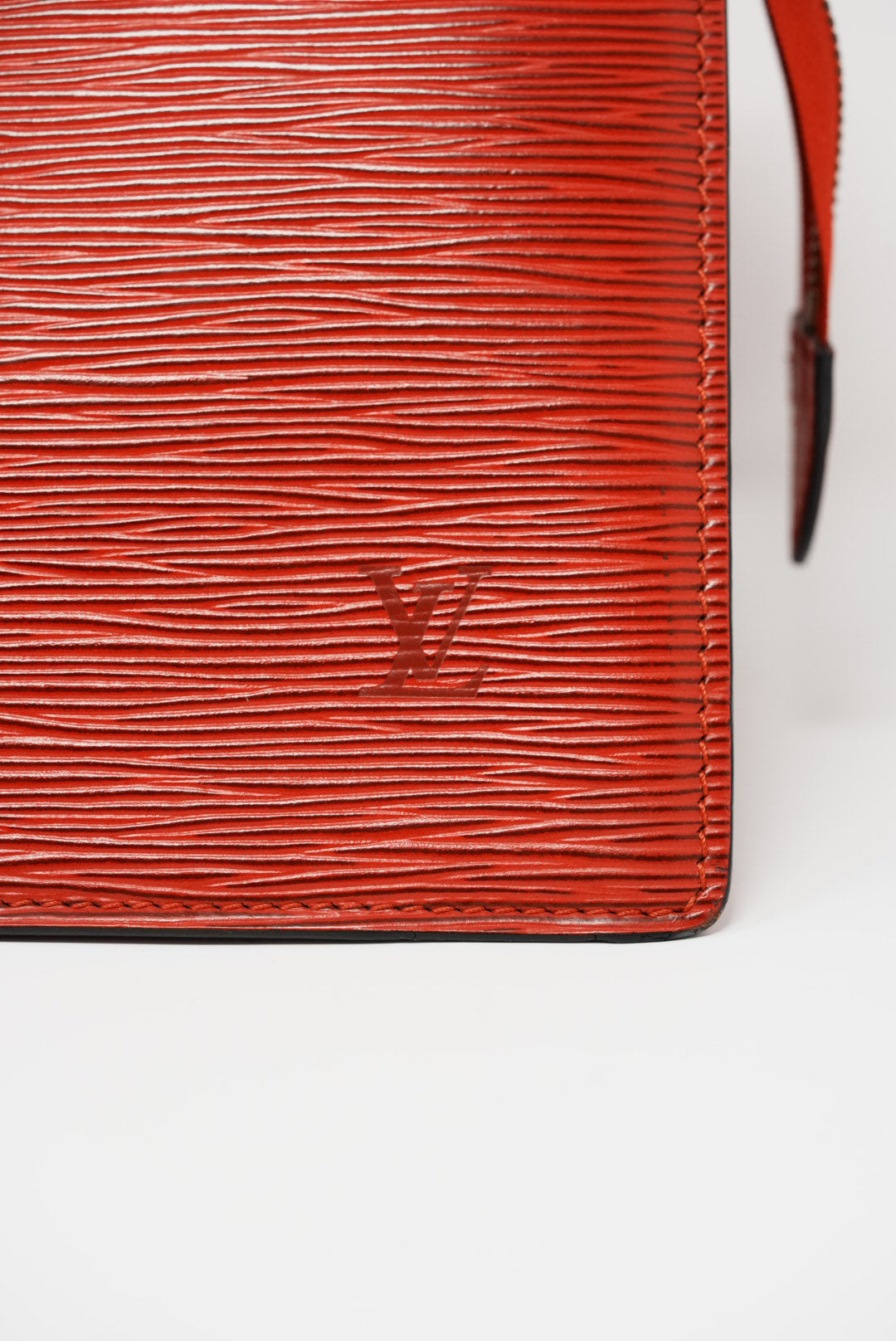LOUIS VUITTON SAC TRIANGLA