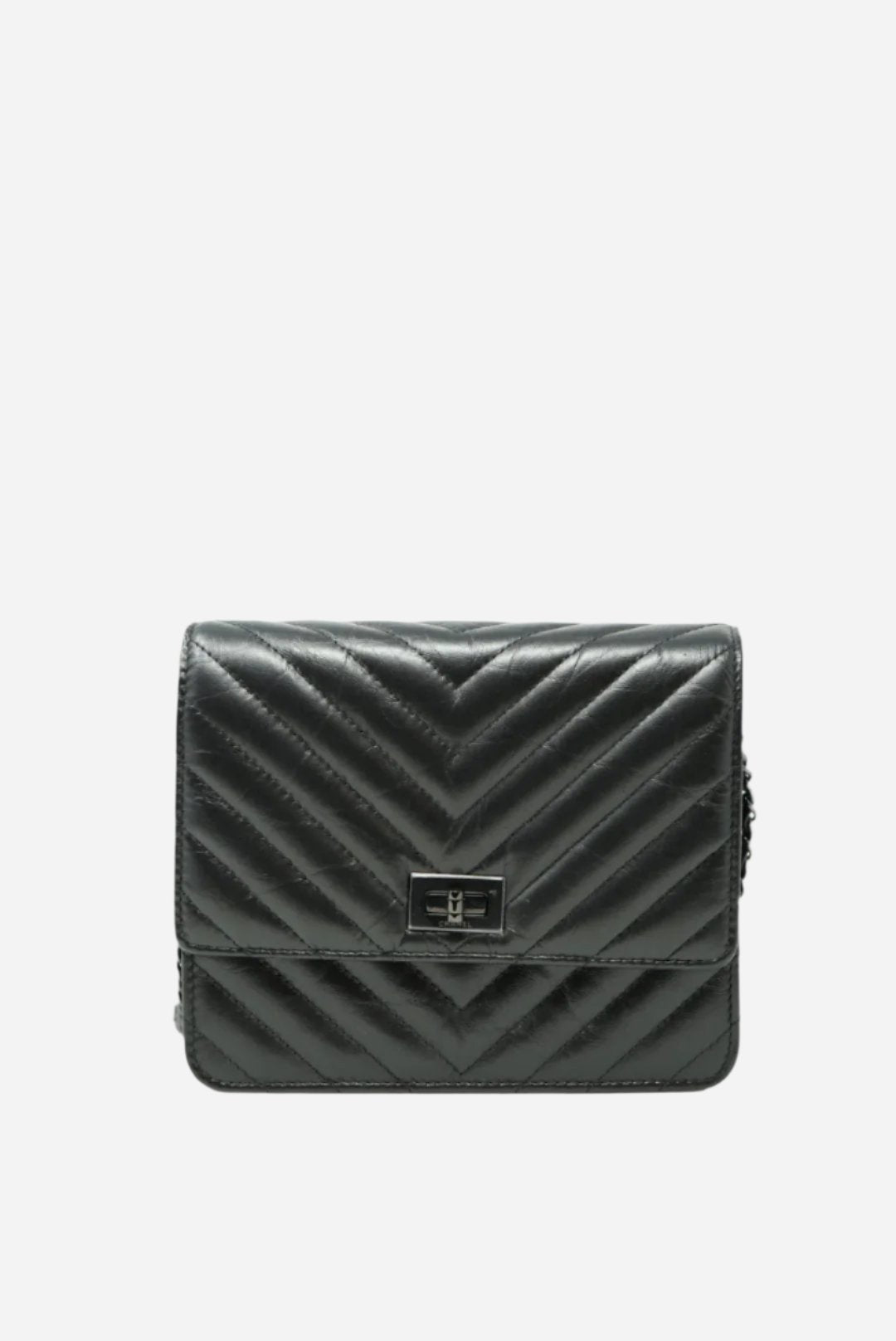 Pre-Owned Chanel Chevron 2.55 Black WOC