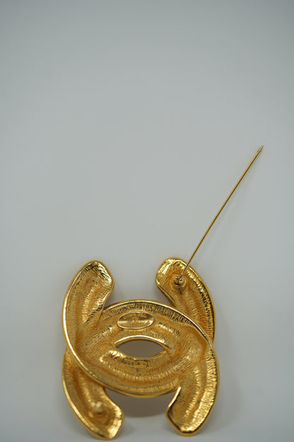 Pre-owned CHANEL 80's Quilted CC Brooch Large