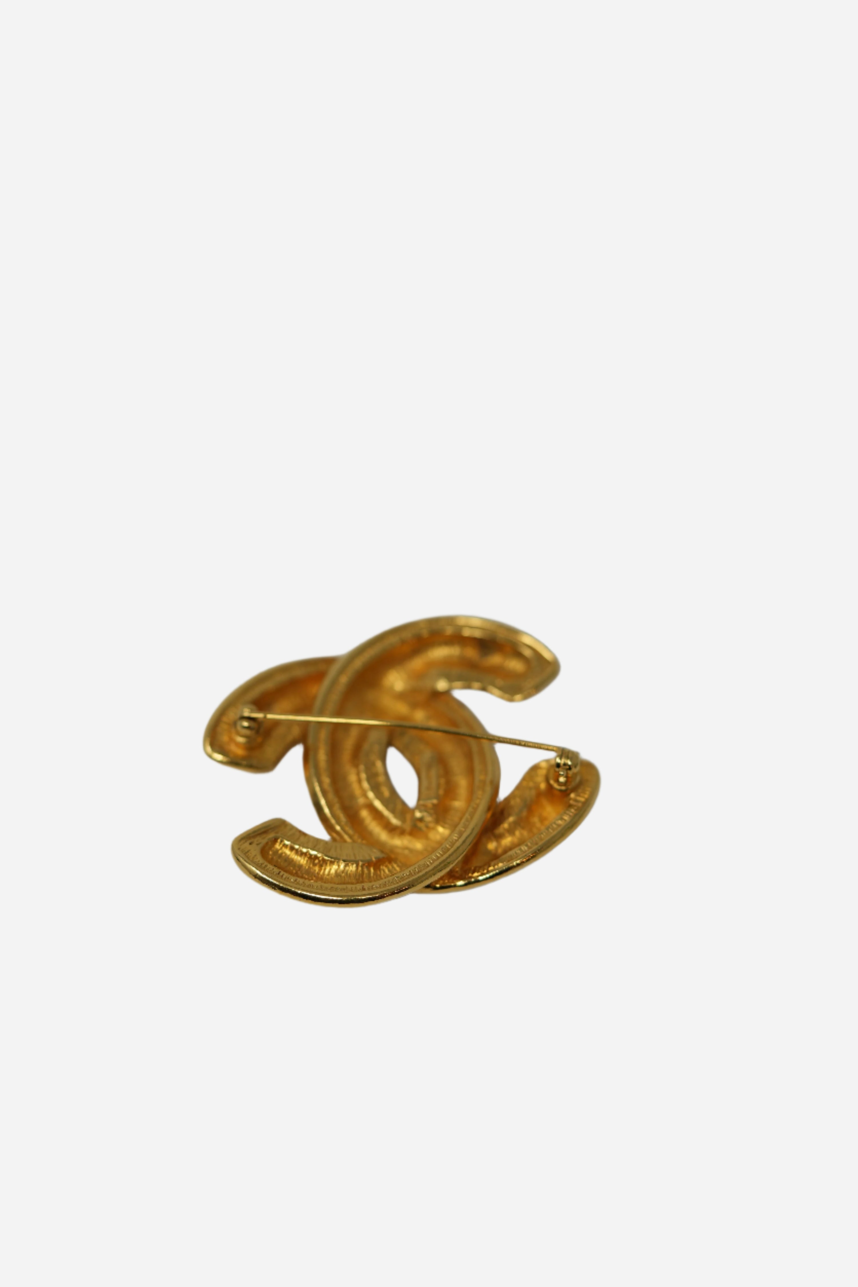 Pre-owned CHANEL 80's Quilted CC Brooch M
