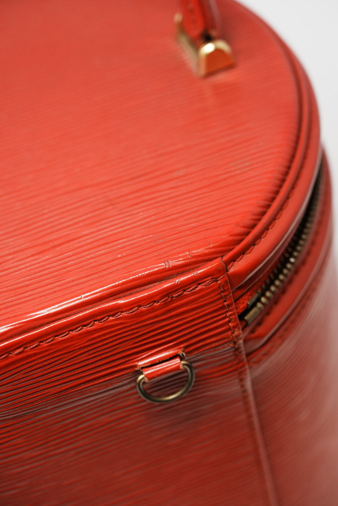 Louis Vuitton 1995 Cosmetic Bag EPI
