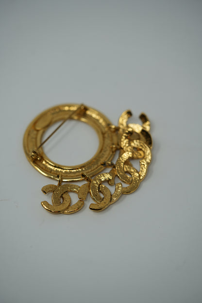 Pre-owned CHANEL 90's CC Charm Brooch Pin Gold