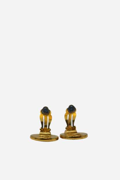 Pre-owned Chanel Cameilia Earrings Clip-on