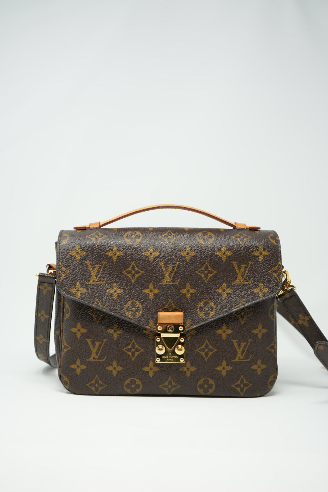 Louis Vuitton Pochette Metis