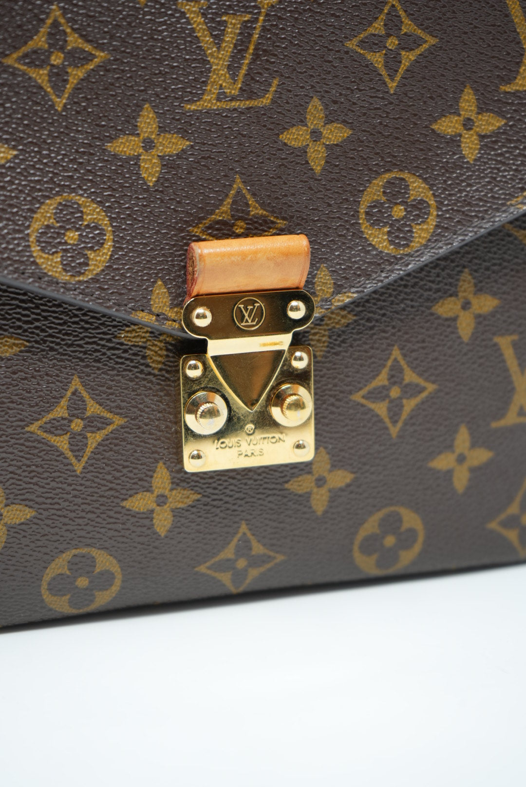 Louis Vuitton Pochette Metis
