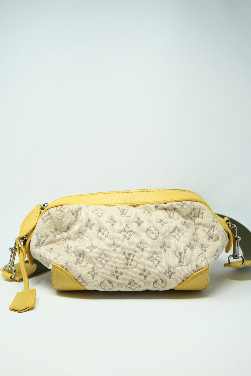 Louis Vuitton Sport Shoulder Bag White Canvas Monogram