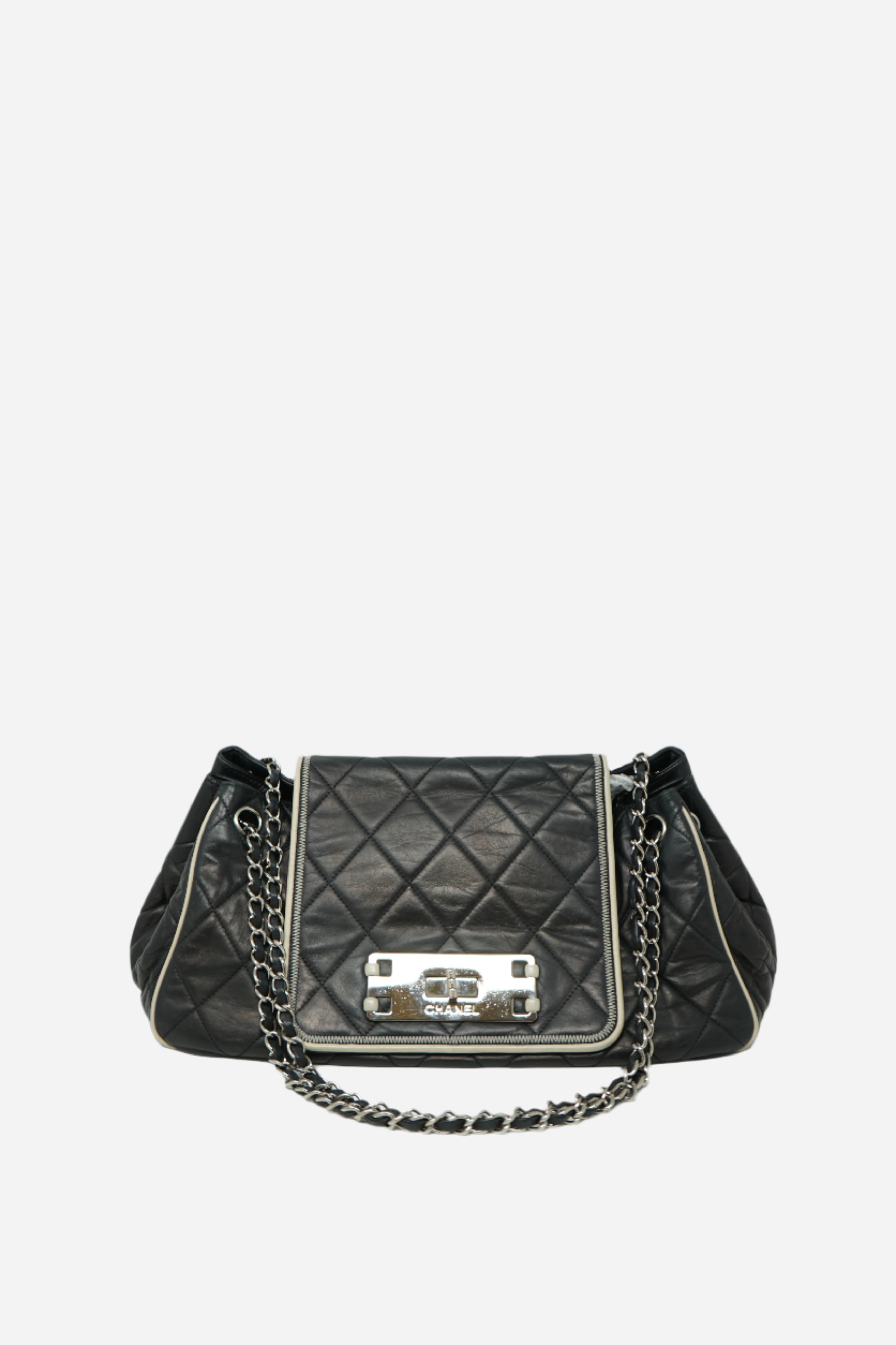 Pre-owned Chanel Black 2.55 Shoulder Bag 2008-2009