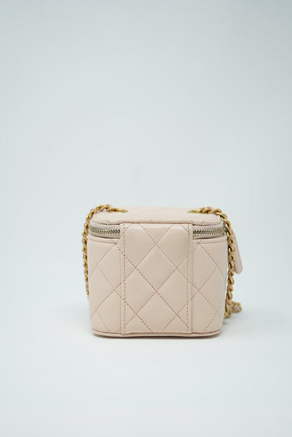 Pre-Owned Chanel 2021 SMALL VANITY WITH CHAIN Beige