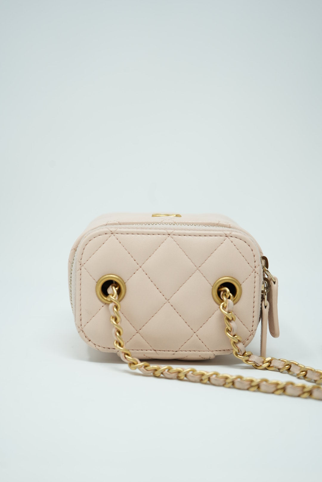 Pre-Owned Chanel 2021 SMALL VANITY WITH CHAIN Beige