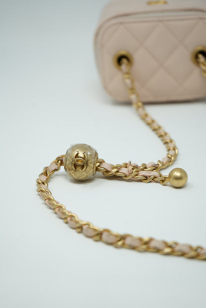 Pre-Owned Chanel 2021 SMALL VANITY WITH CHAIN Beige