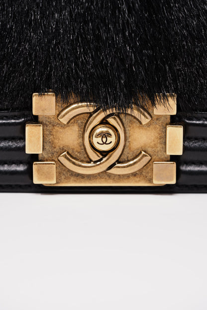 Pre-Owned CHANEL Goat Hair Medium Boy Flap Bag