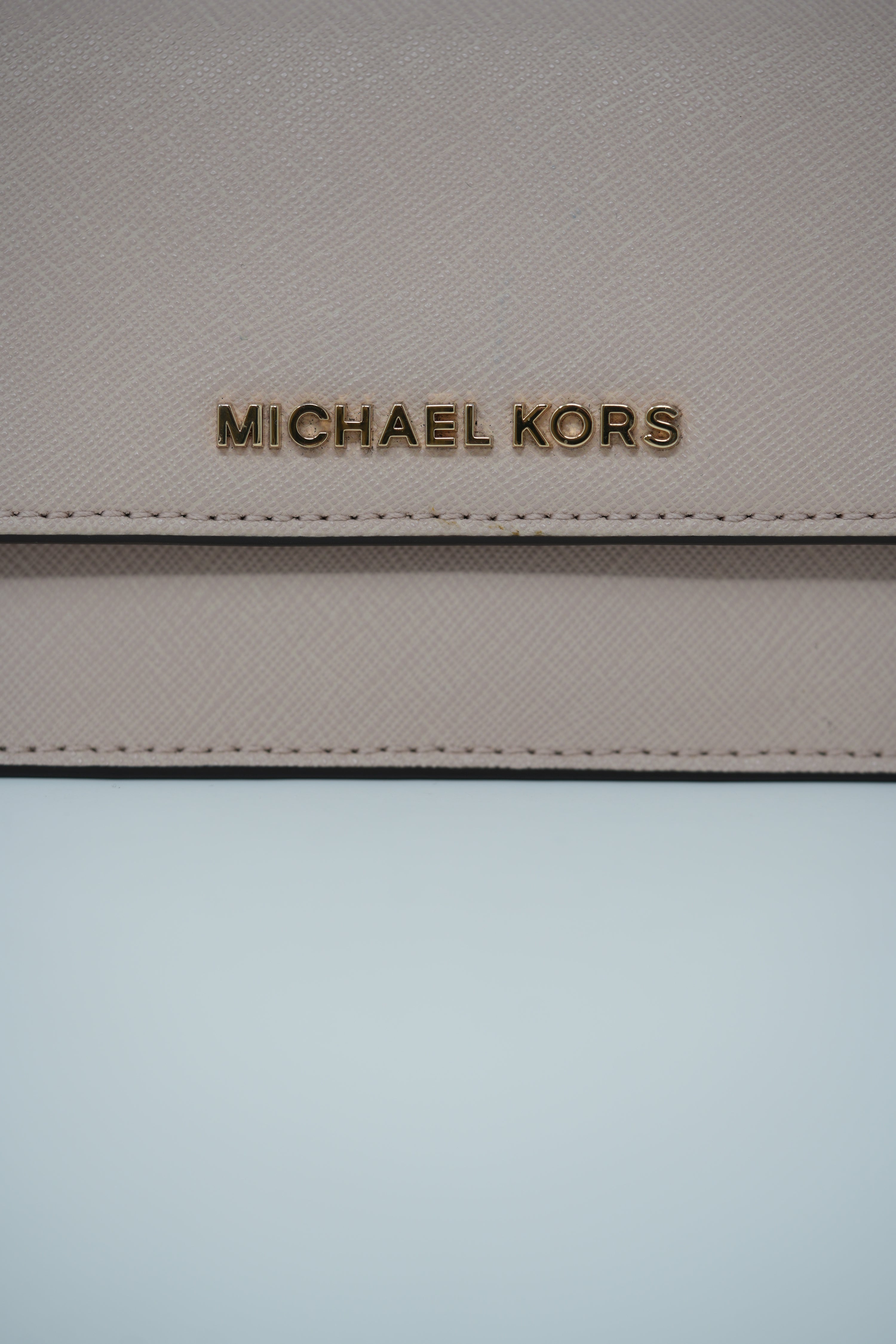 Michael Kors Beige Long Flao Wallet