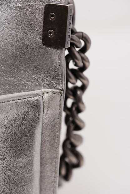 Pre-Owned Chanel Metallic Lambskin Medium Boy Flap 2014-2015