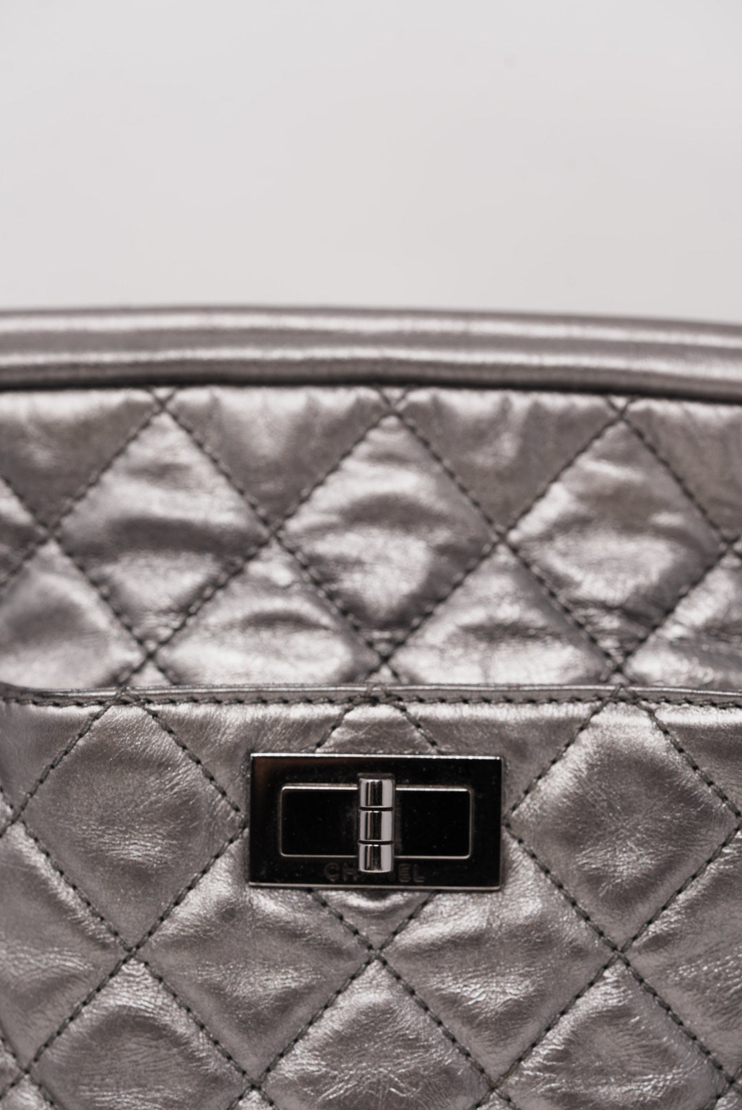 Pre-Owned Chanel 2008-2009 2.55 Shoulder Bag