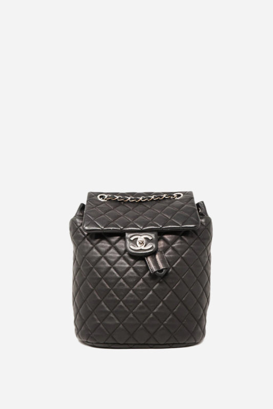 Pre-Owned Chanel 2016 Quilted Lambskin Black Backpack