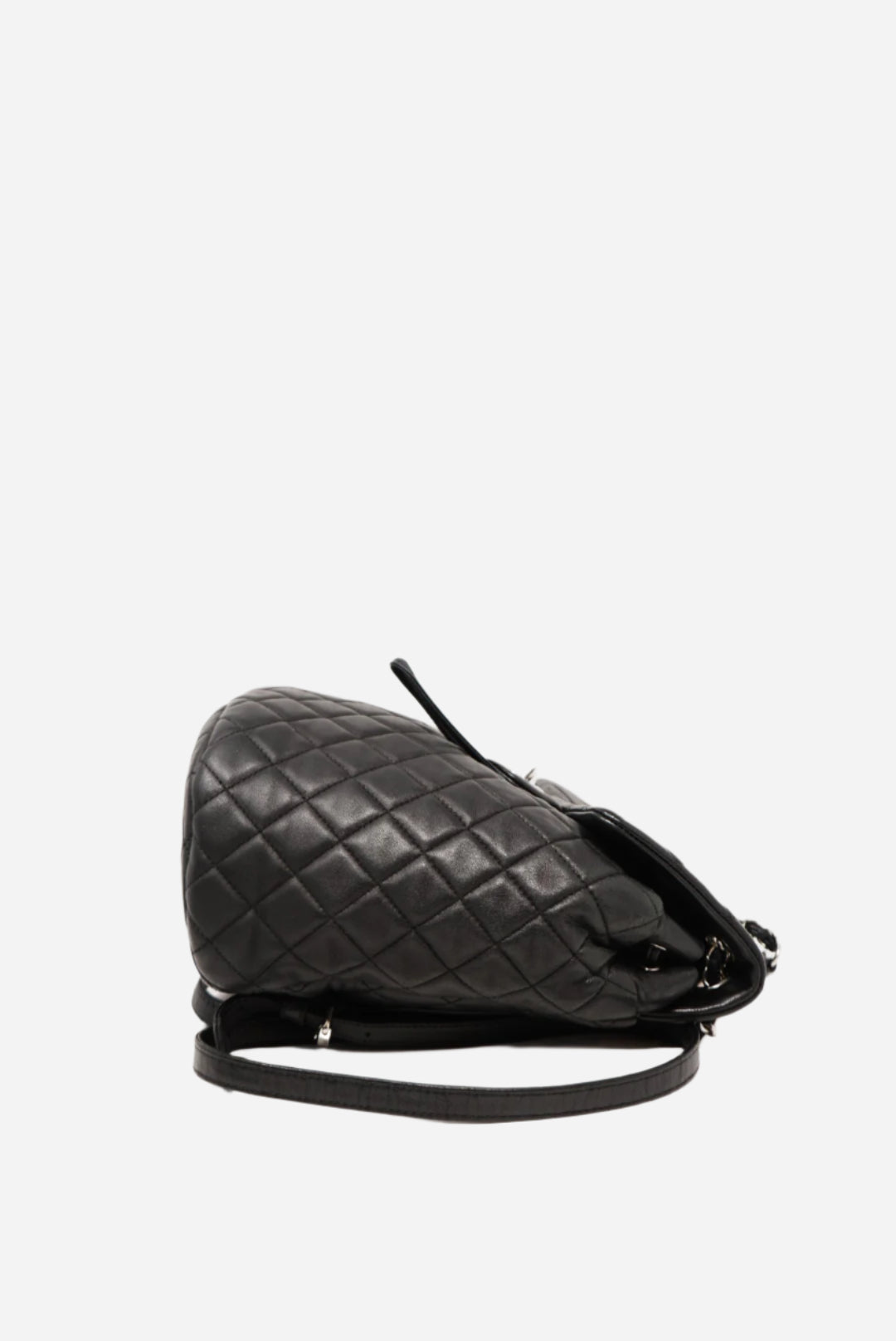 Pre-Owned Chanel 2016 Quilted Lambskin Black Backpack