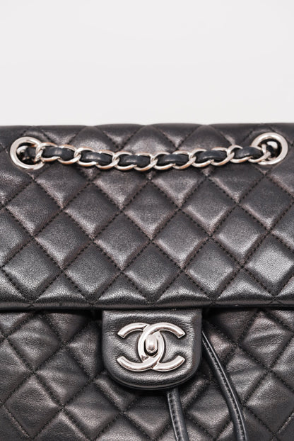 Pre-Owned Chanel 2016 Quilted Lambskin Black Backpack