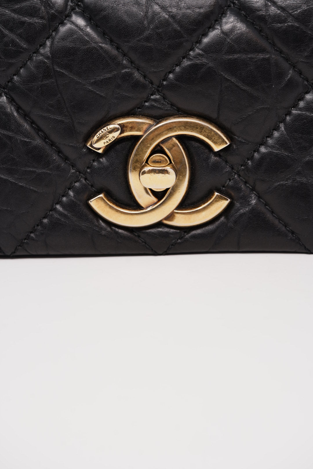 Pre-Owned Chanel Medium Pondichery Flap Bag