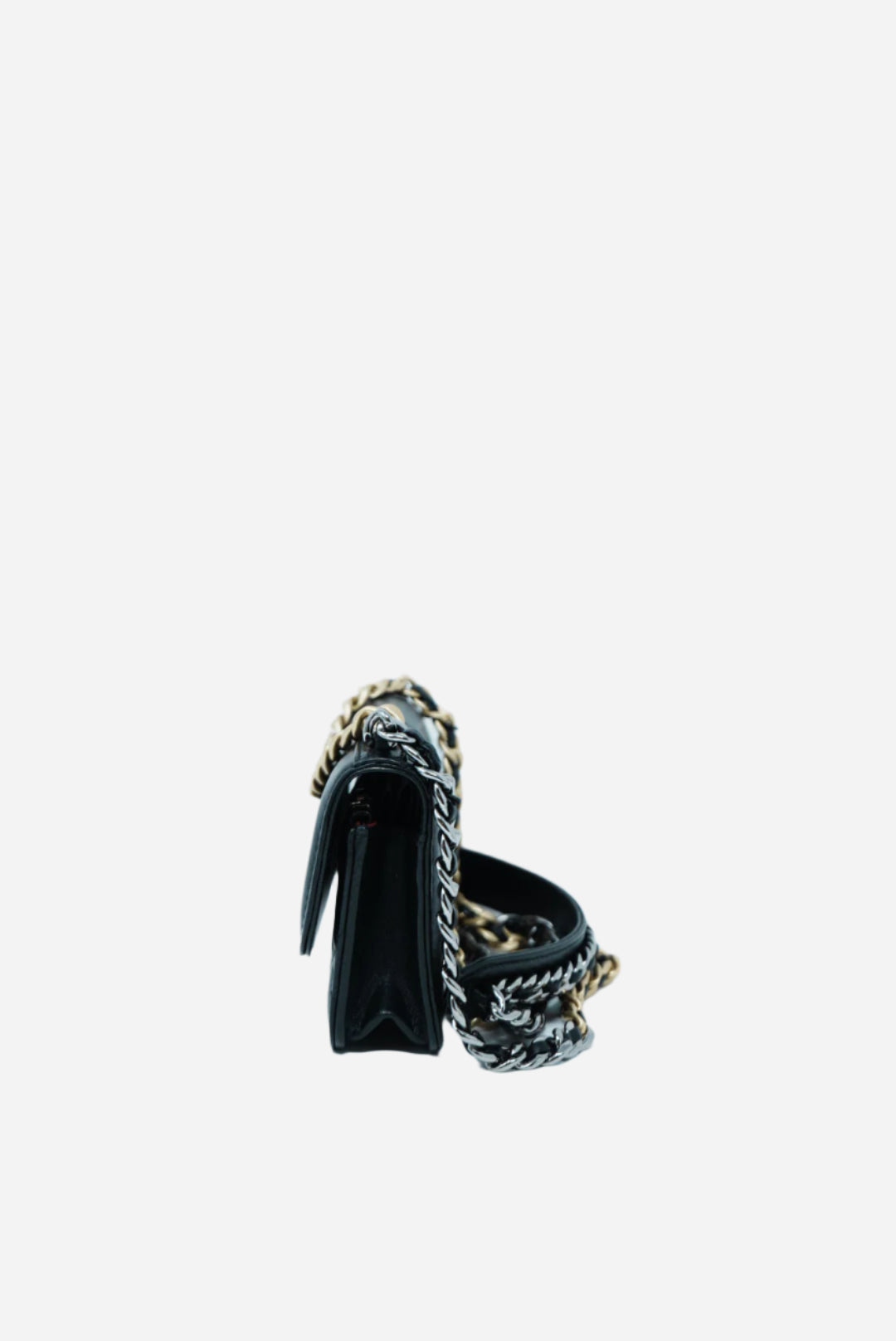 Pre-Owned Chanel 19 Clutch with Chain 2022-2023