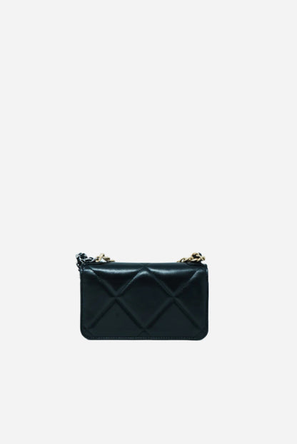 Pre-Owned Chanel 19 Clutch with Chain 2022-2023