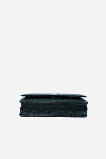 Pre-Owned Chanel Caviar Wallet On Chain