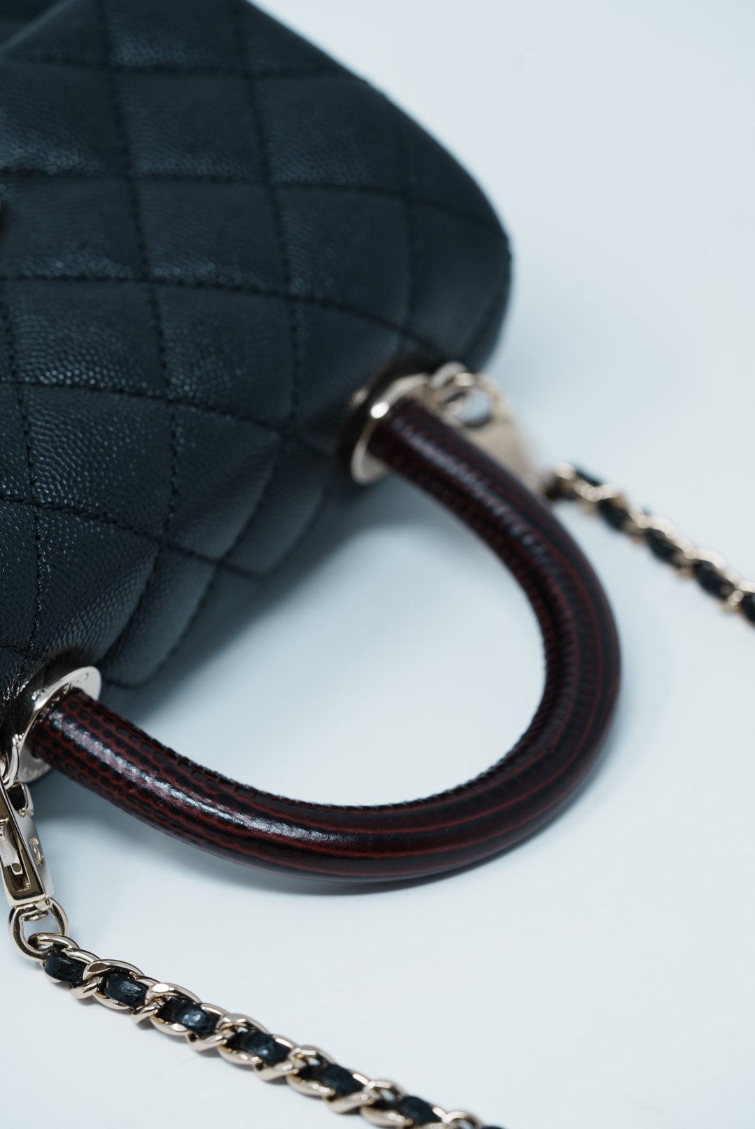Pre-Owned Chanel Extra Mini CoCo Handle 2021
