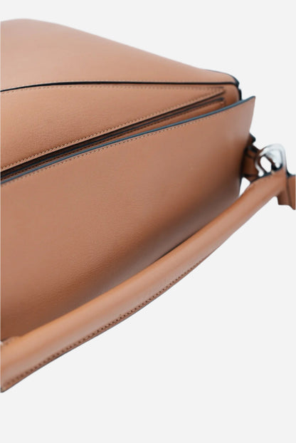 Loewe Medium Puzzle bag Caramel