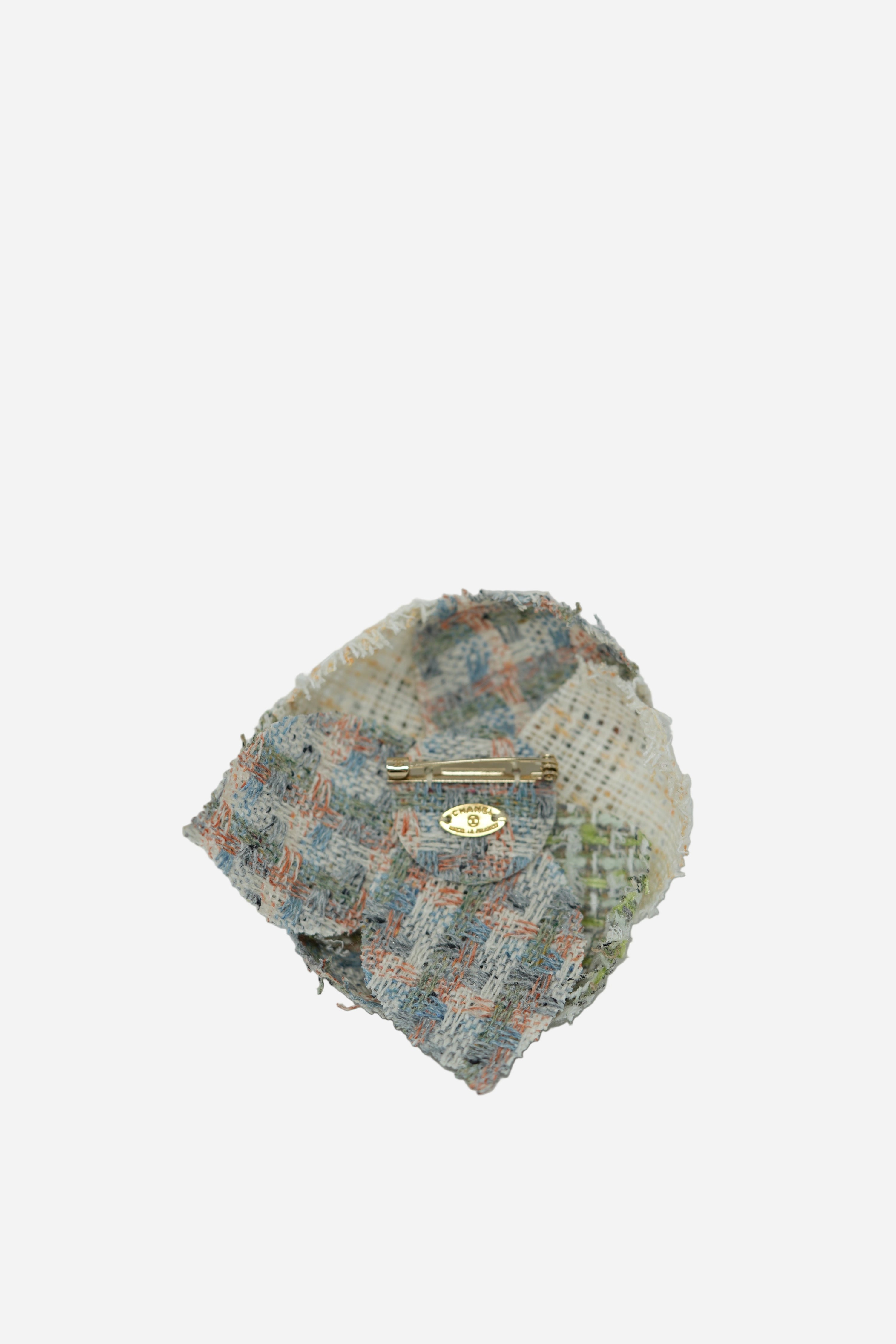 Pre-owned Chanel Camellia Tweed Brooch