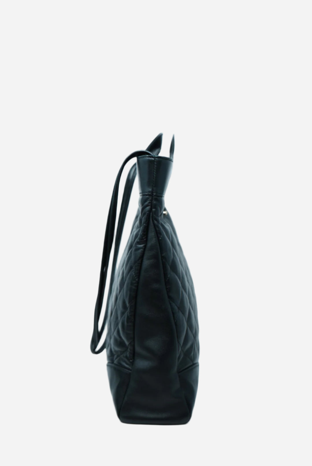 Pre-Owned Chanel Shiny Aged Calfskin Quilted Large 31 bag