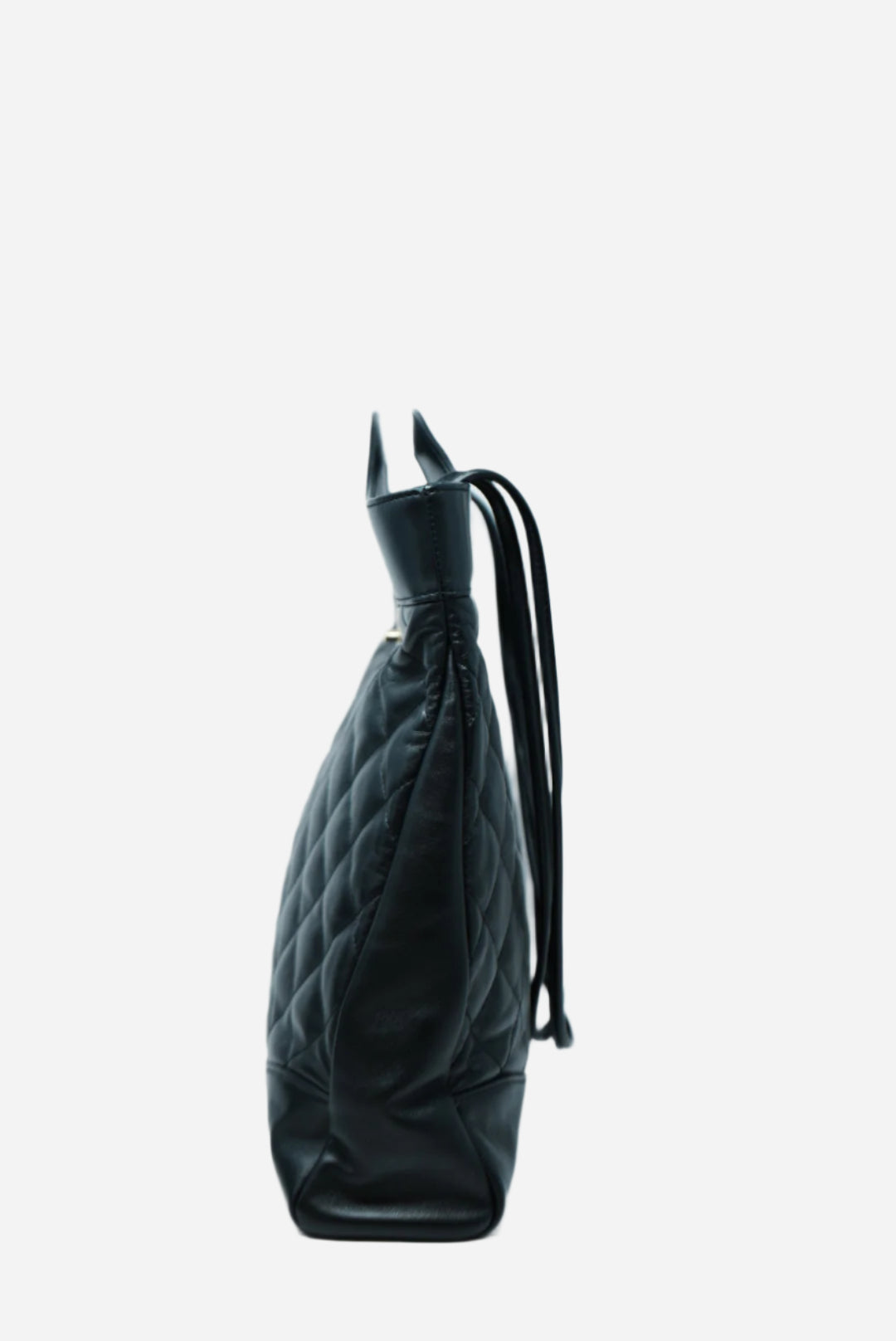 Pre-Owned Chanel Shiny Aged Calfskin Quilted Large 31 bag