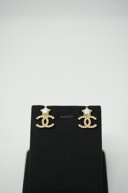 Pre-owned Chanel Crystal Pearl CC Star Earrings