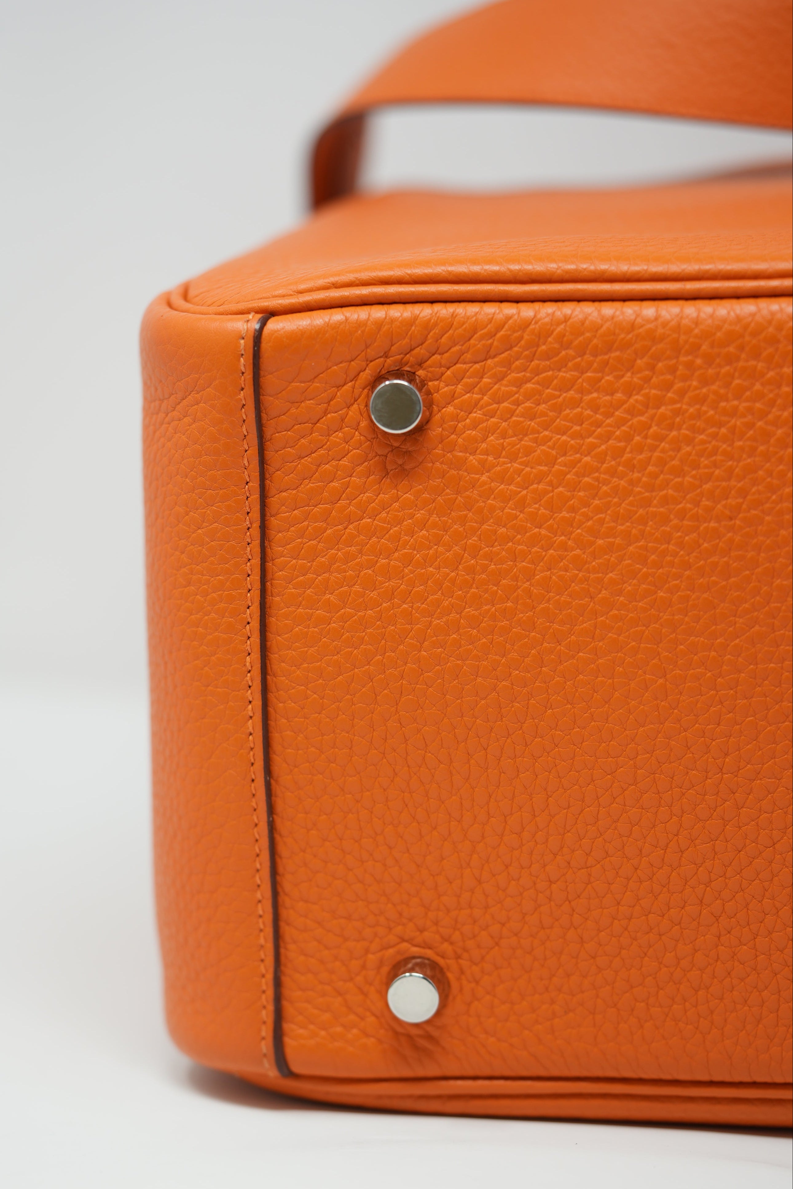 Hermes 2015 Lindy 30 TC Leather Handbag