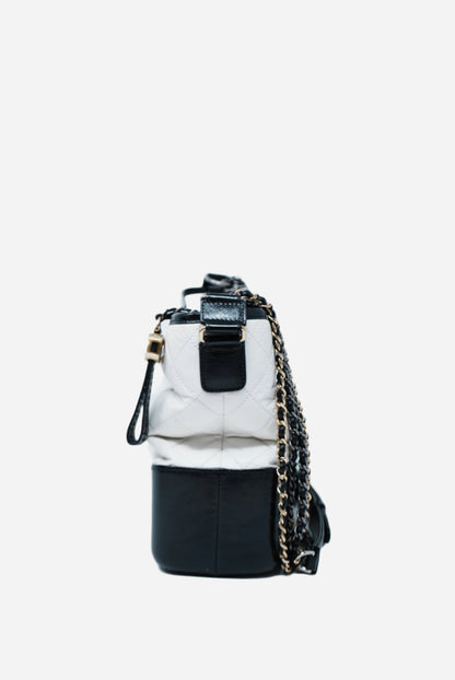 Pre-Owned Chanel Gabrielle Hobo Medium White 2019