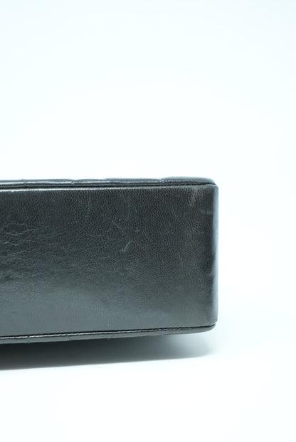 Pre-Owned CHANEL Lambskin Diana Flap Bag Medium