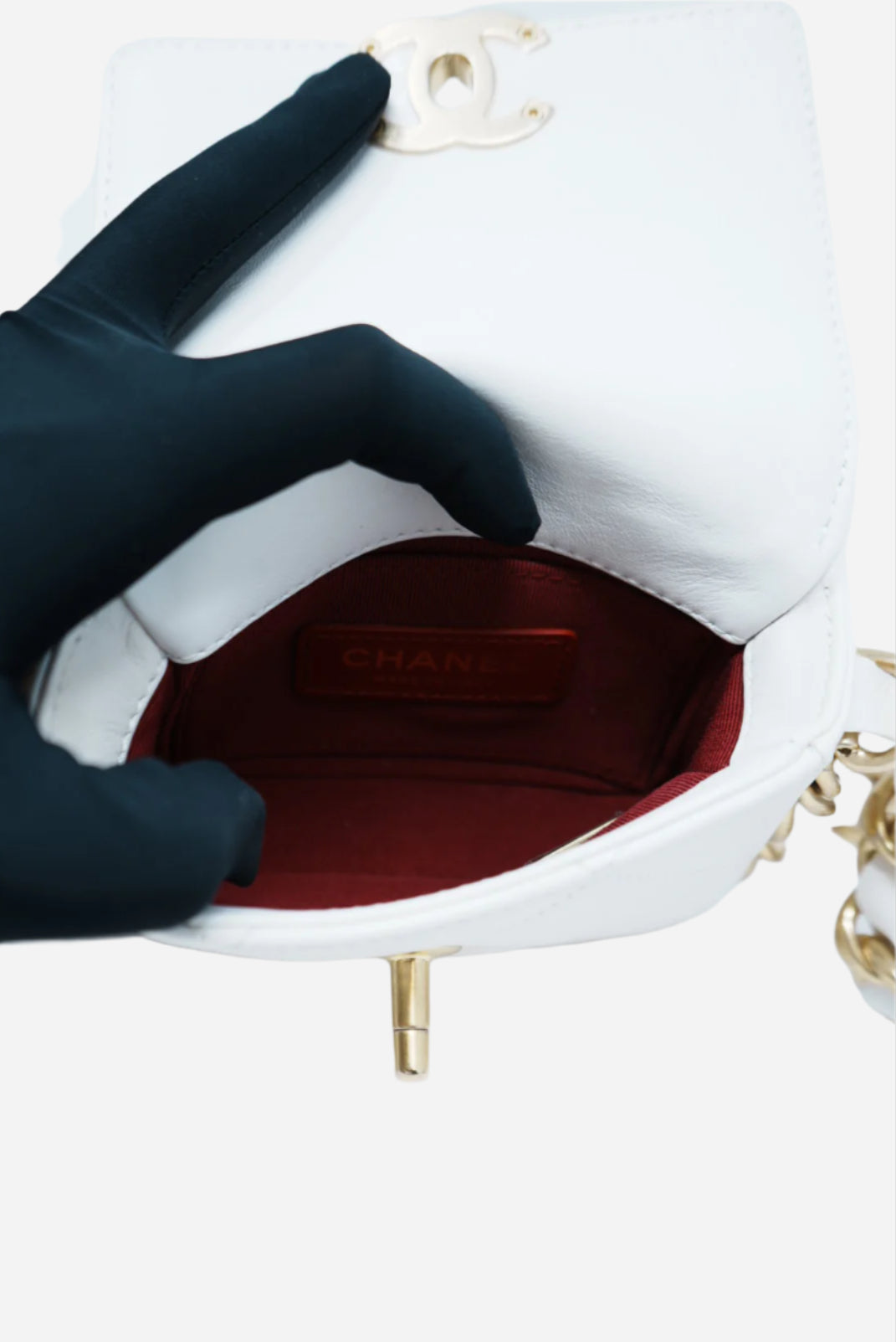 Pre-Owned Chanel Calfskin Mini Framing Chain Flap white