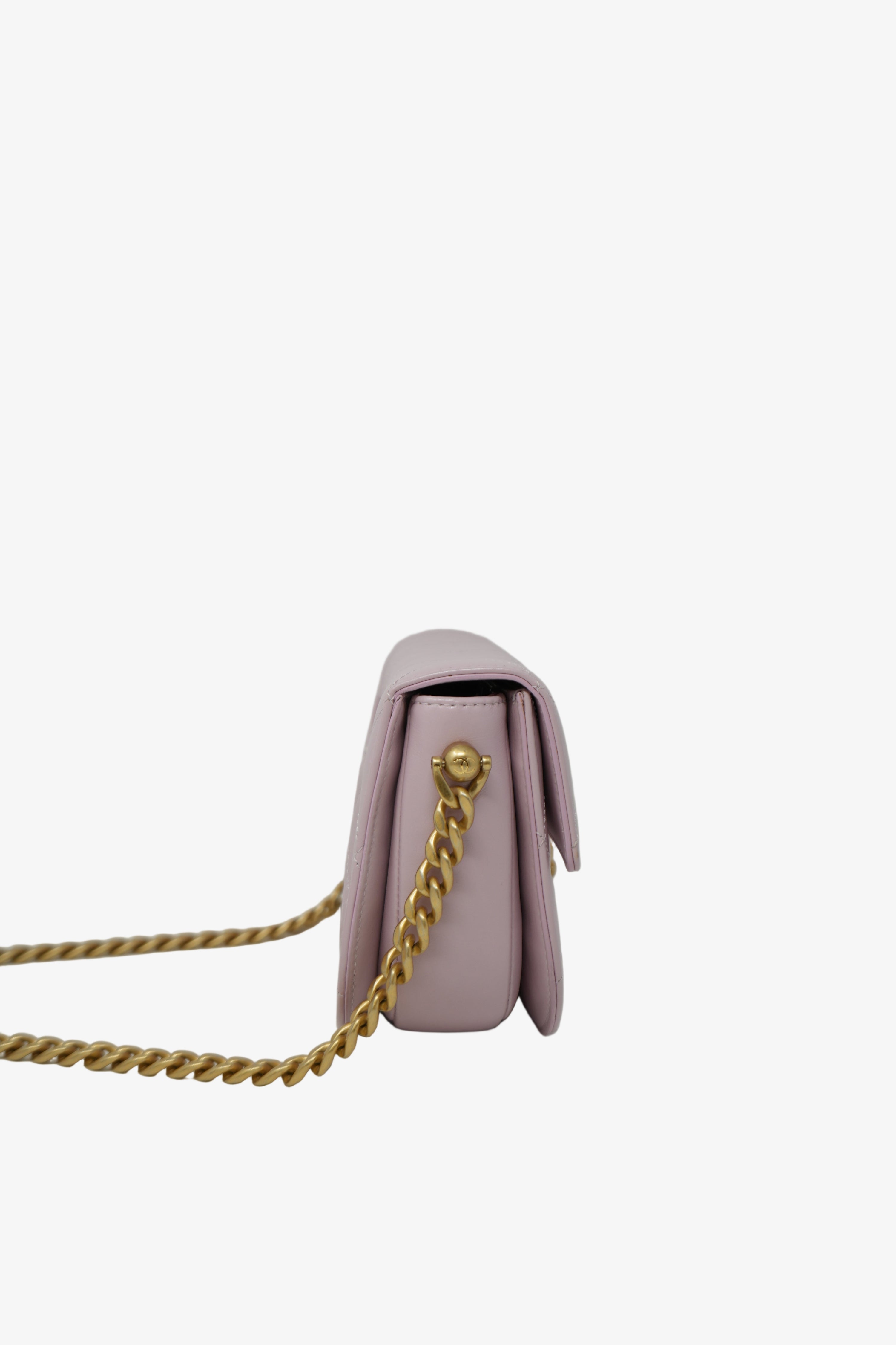 Pre-owned Chanel Round Messenger Bag Calfskin