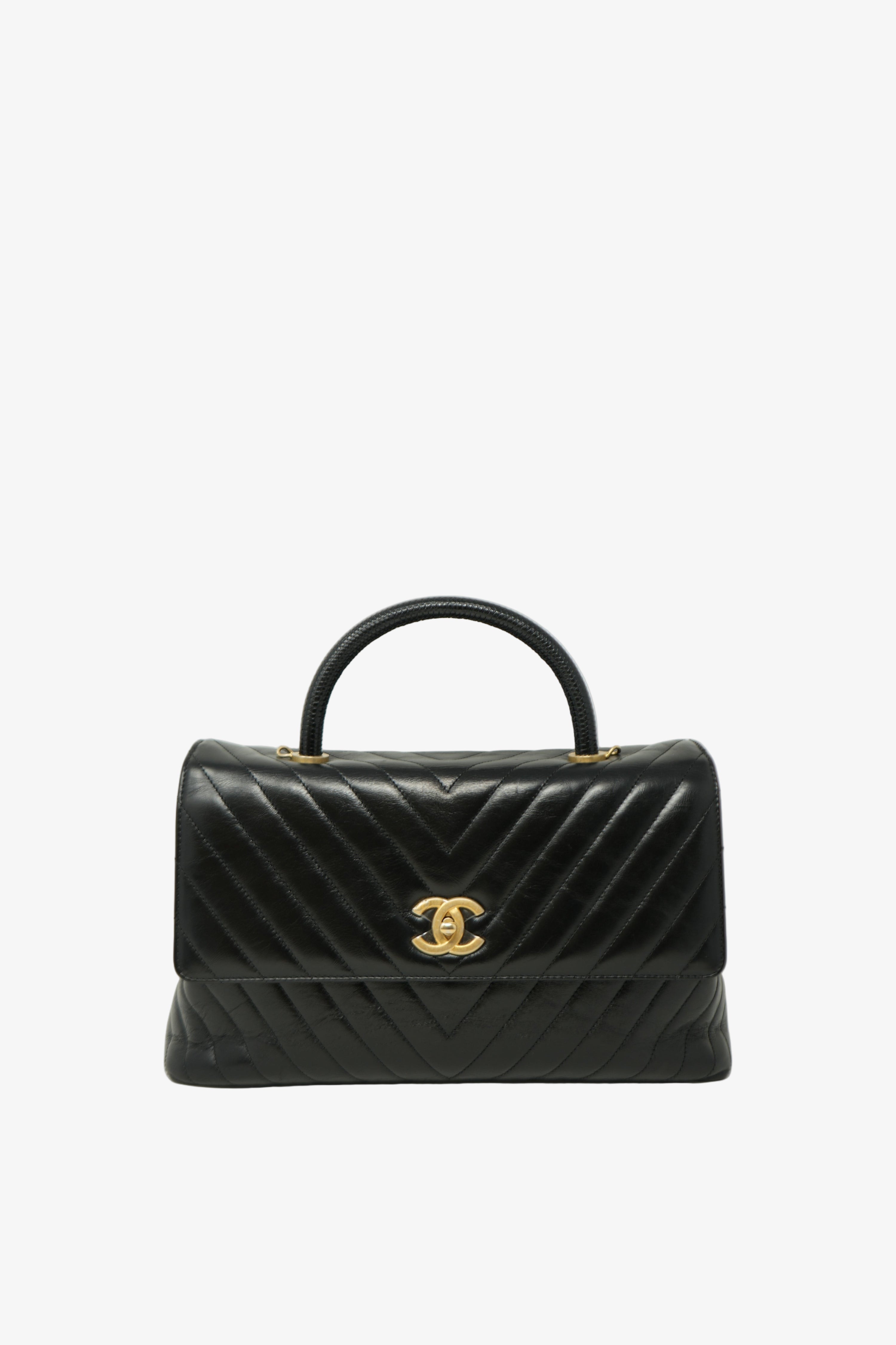 pre-owned Chanel Chevron Coco Handle Medium