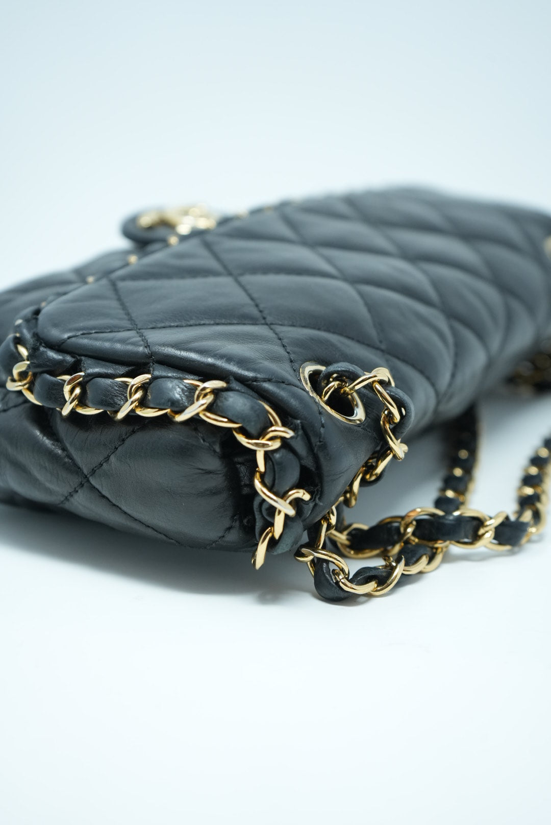 Pre-Owned Chanel Single Flap Bag Black Calfskin