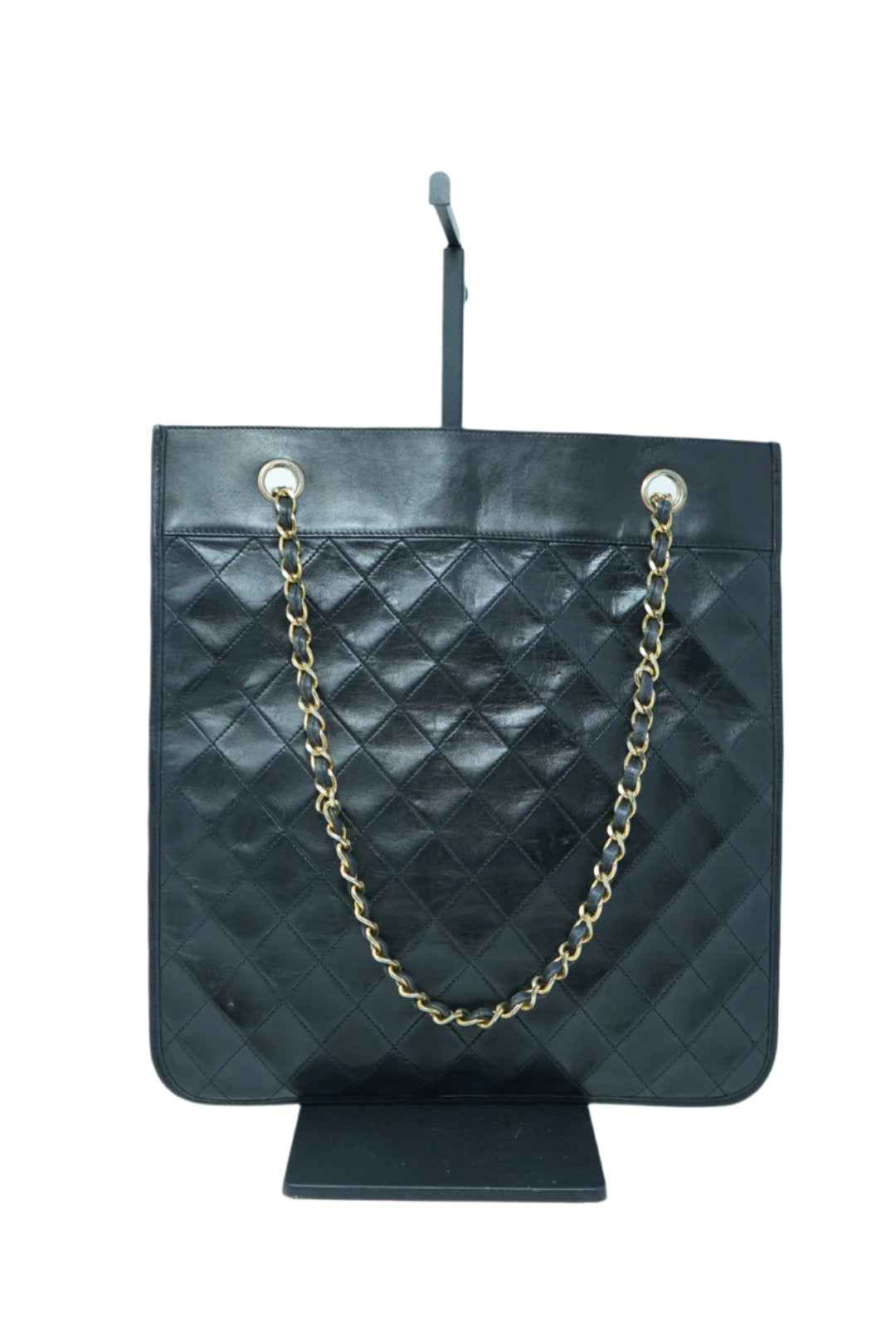 Pre-Owned Chanel Lambskin Tote Black