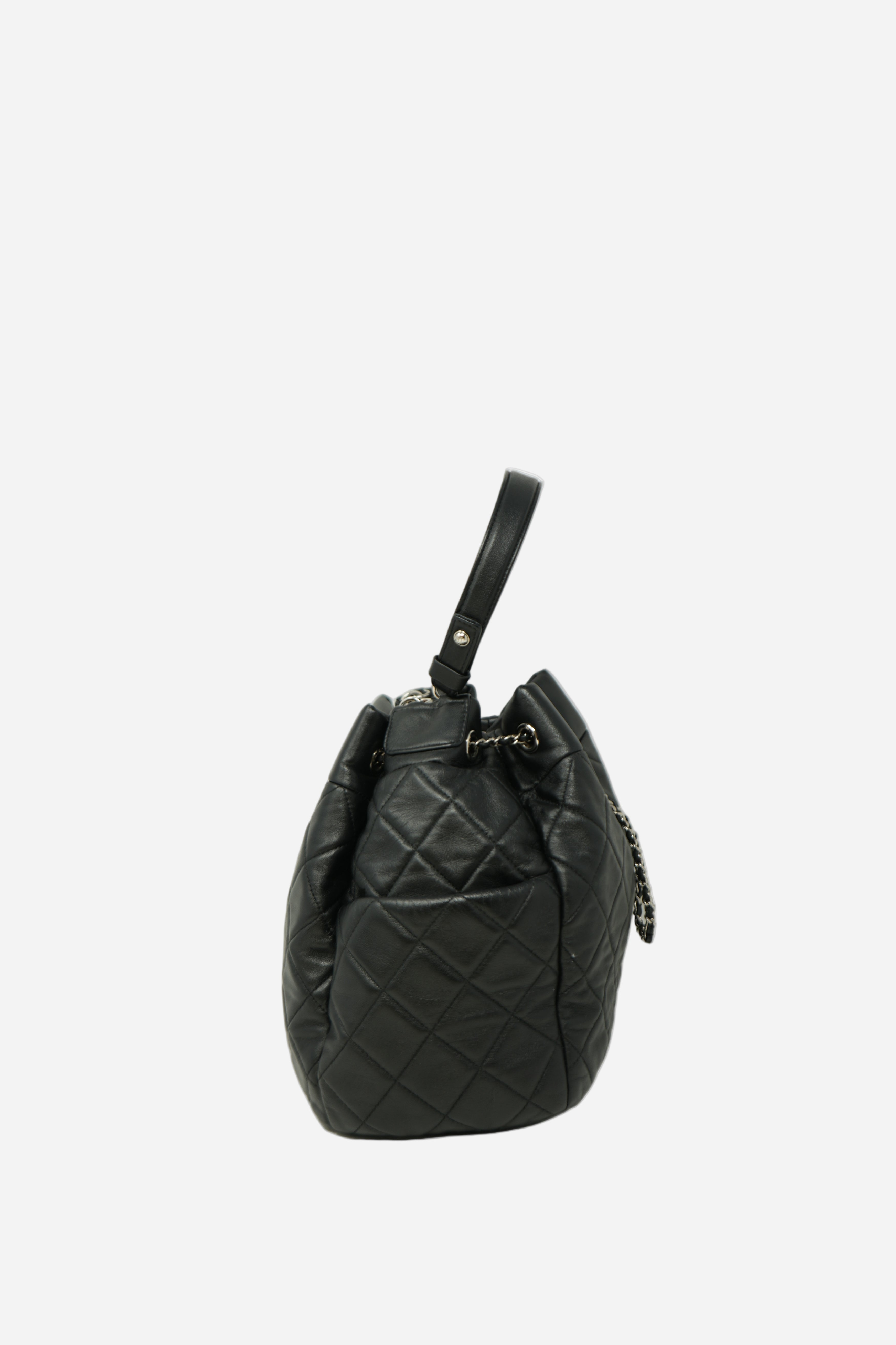 Pre-owned Chanel 2018-2019 Urban Spirit Bucket Bag