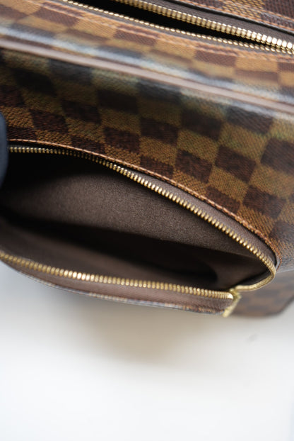 LOUIS VUITTON 2006 Damier Ebene Olav