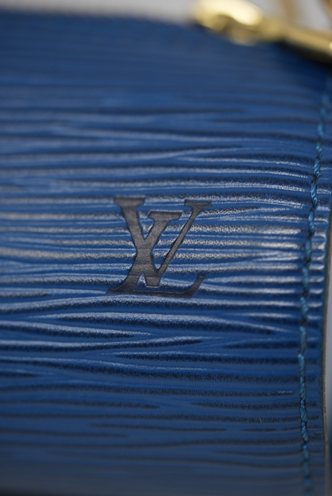 LOUIS VUITTON SOUFFLOT Pouch
