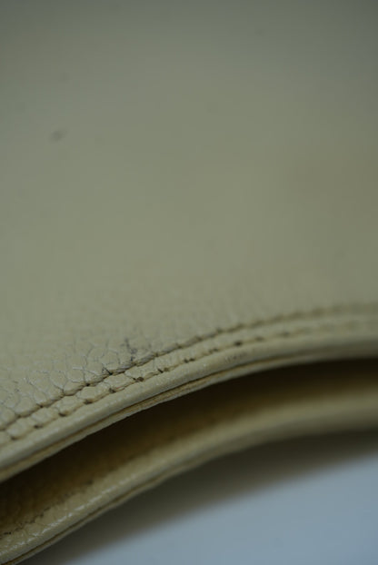 Pre-Owned Chanel Wood Handle Beige Handbag 2000-2002
