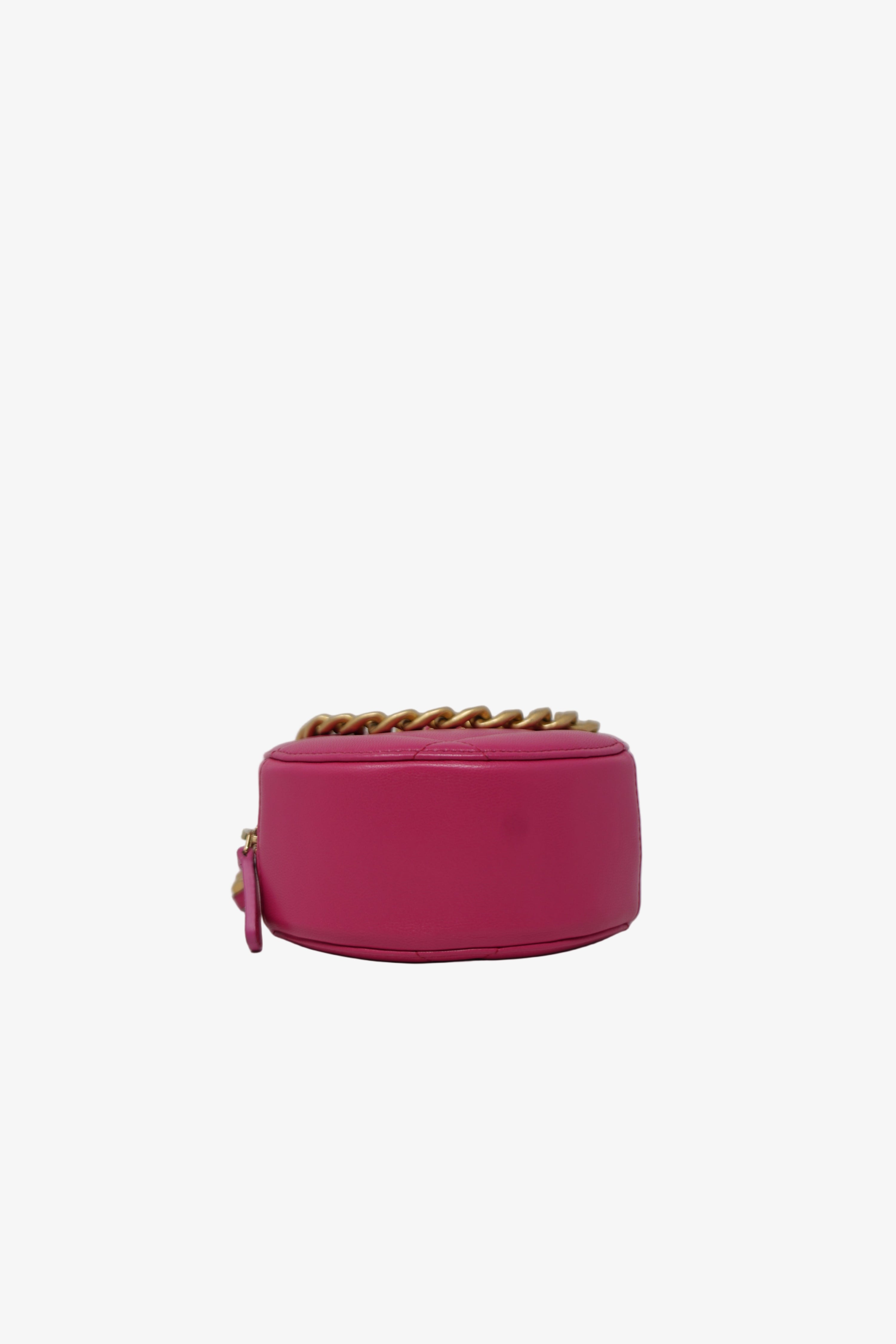 Pre-owned Chanel 19 Round Clutch With Chain