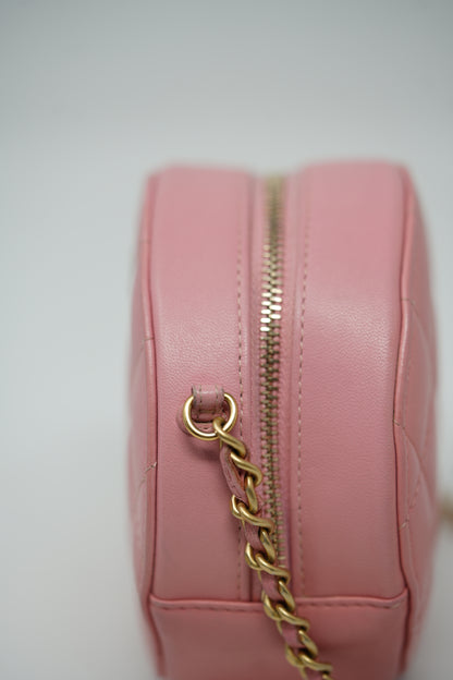 Pre-owned Chanel Round Clutch With Chain